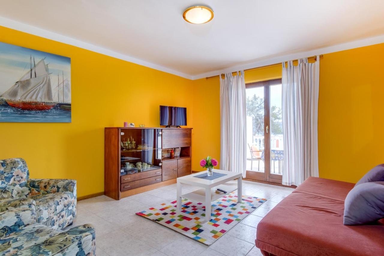 Apartments Villa Julija Mali Lošinj Exterior foto